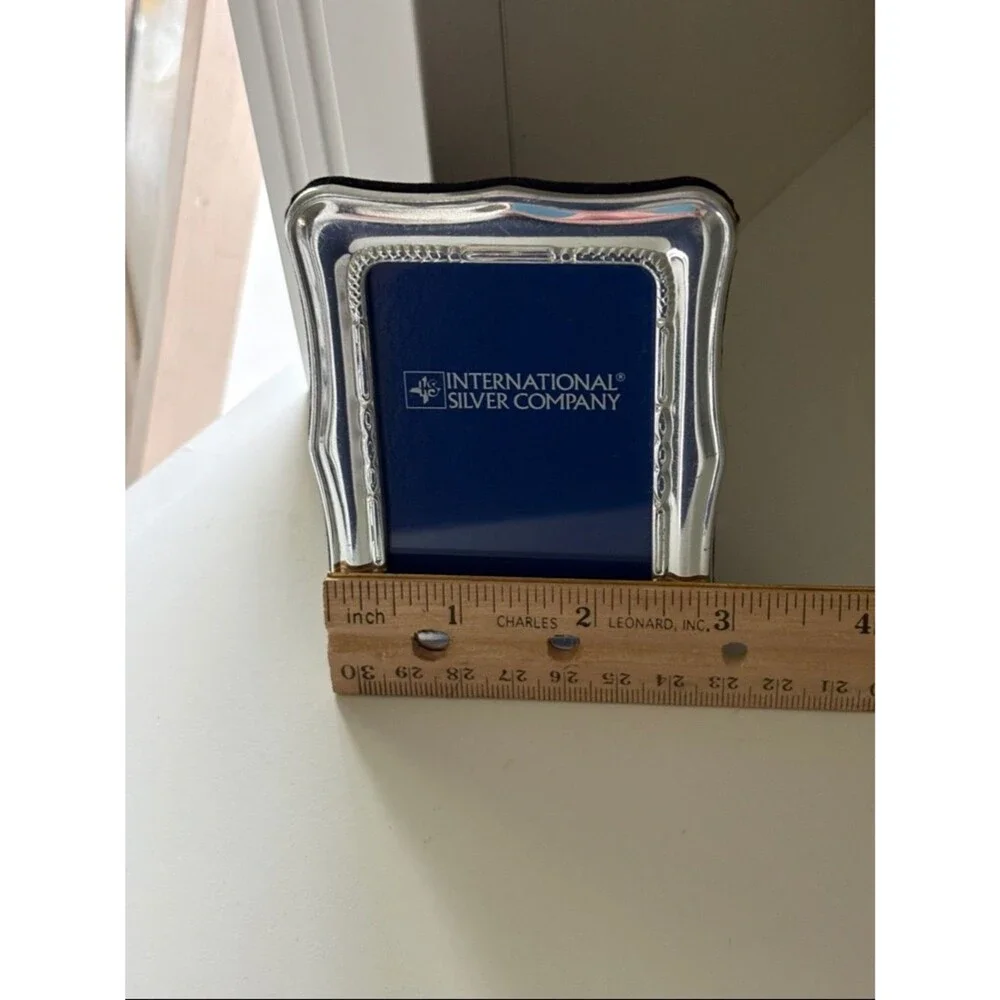 International Silver Small Picture Frame 3 x 2 Photo perfect for school picture